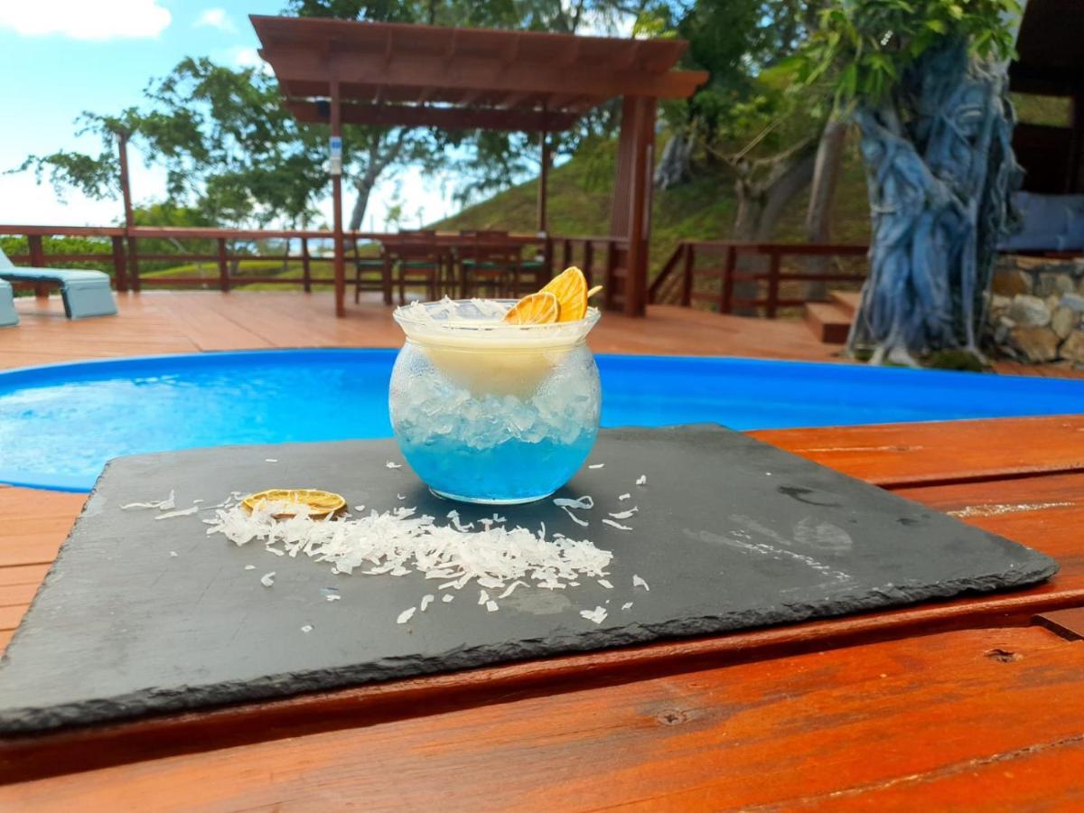 Hotel And Dive Center Roatan Yacht Club French Harbour エクステリア 写真