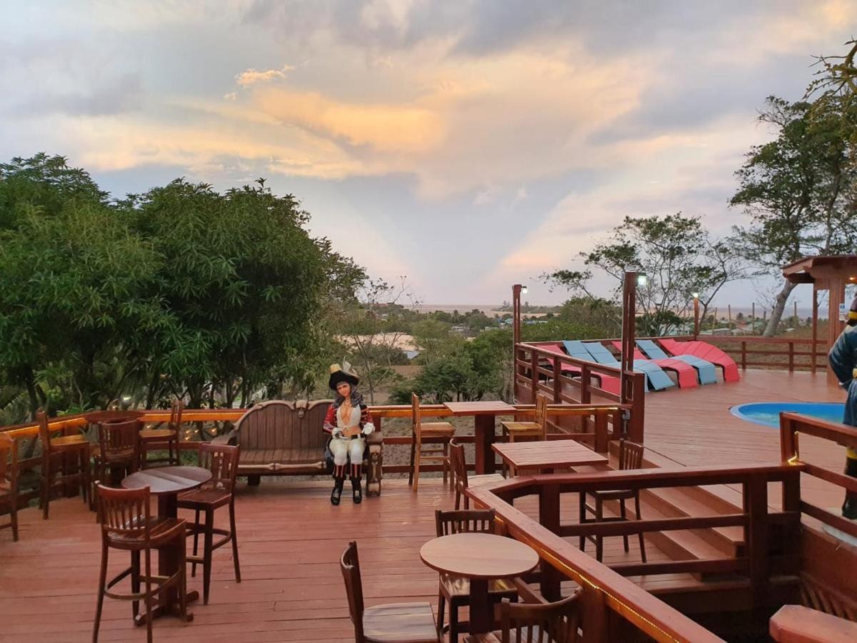 Hotel And Dive Center Roatan Yacht Club French Harbour エクステリア 写真